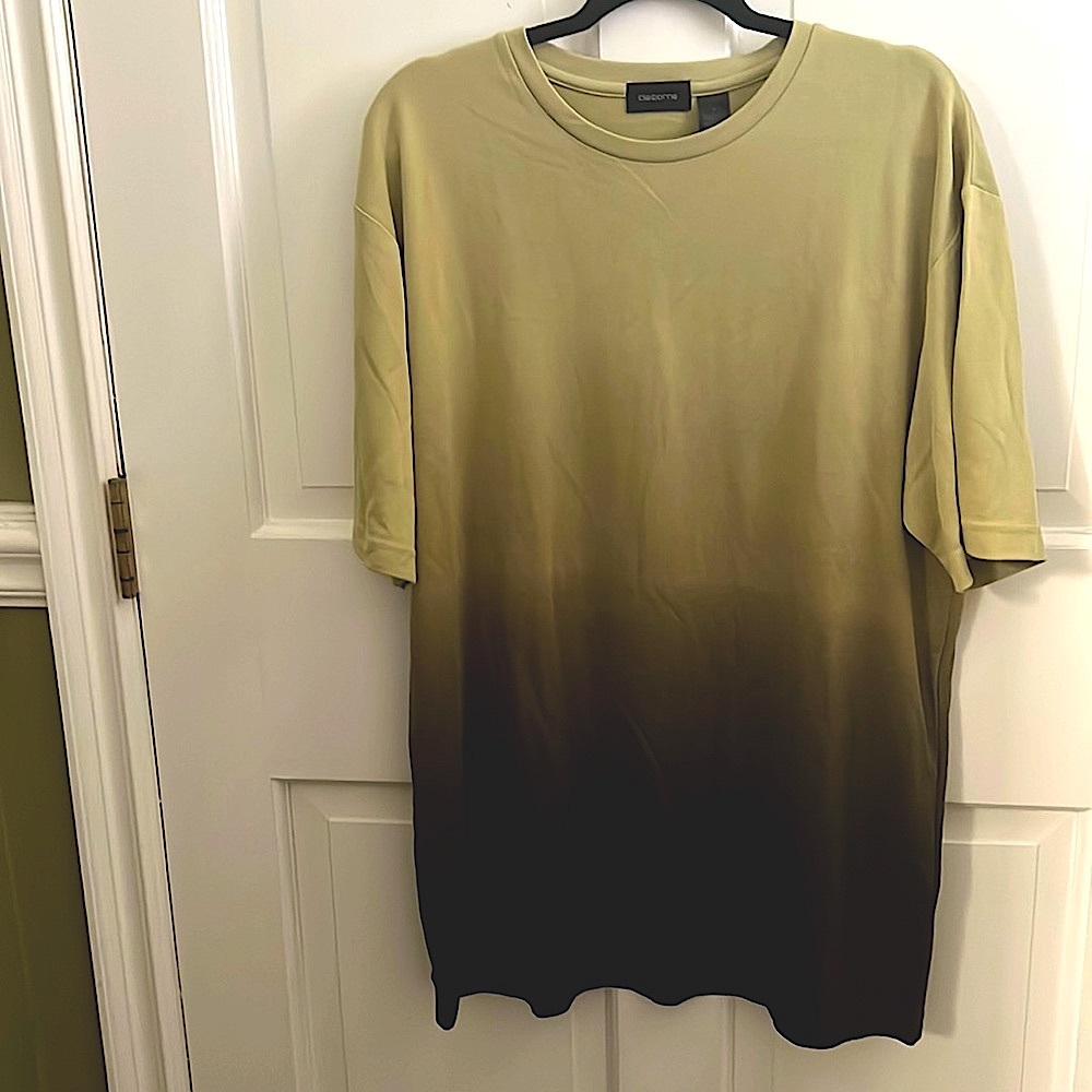 SALE! NWT Claiborne Short Sleeve Polo